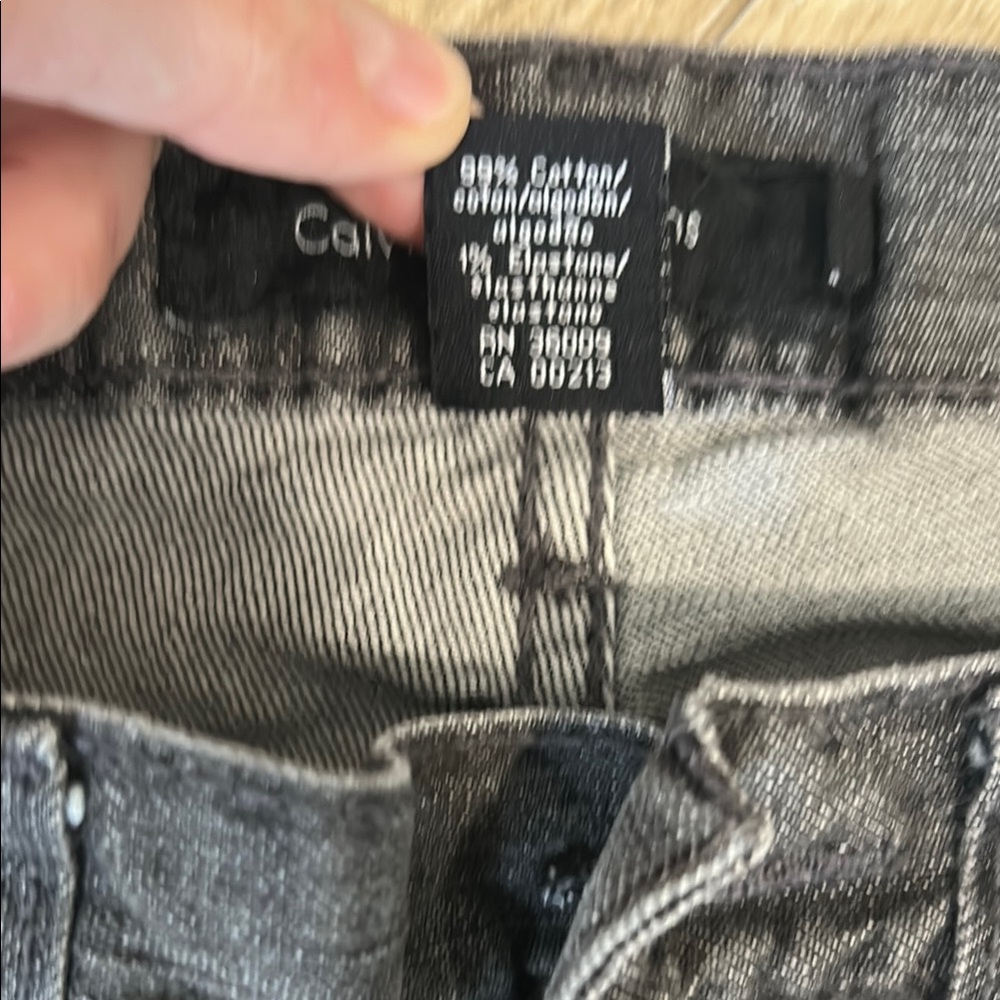 Calvin Klein Dark Gray Skinny Jeans Sleek Fit Sz 6 - Picture 4 of 9